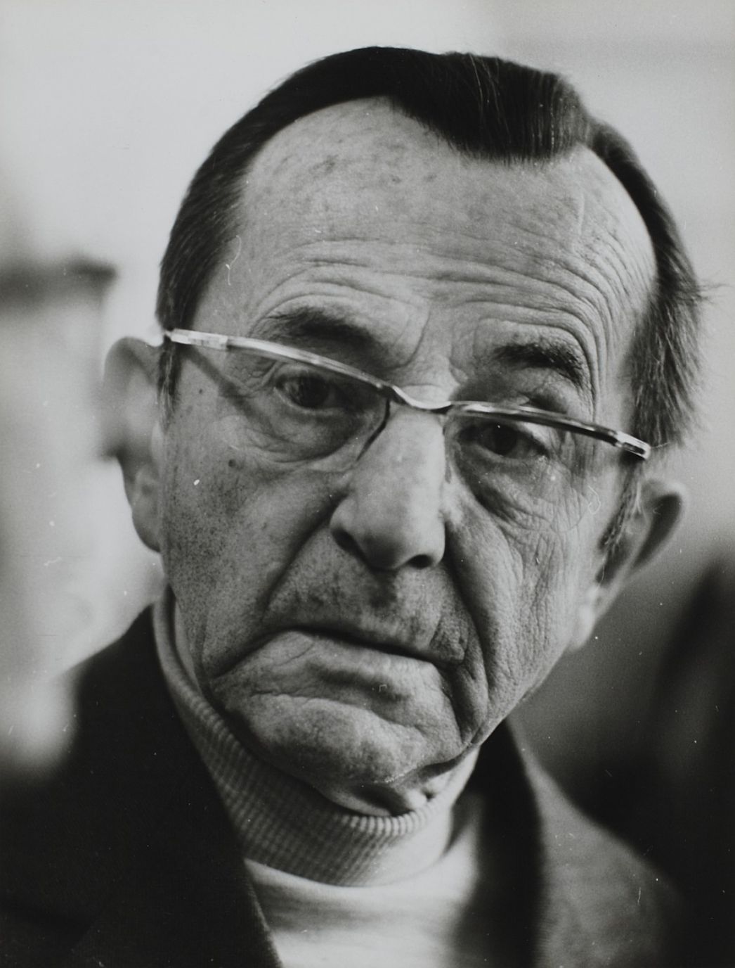 Portrait photograph of Bruno Apitz