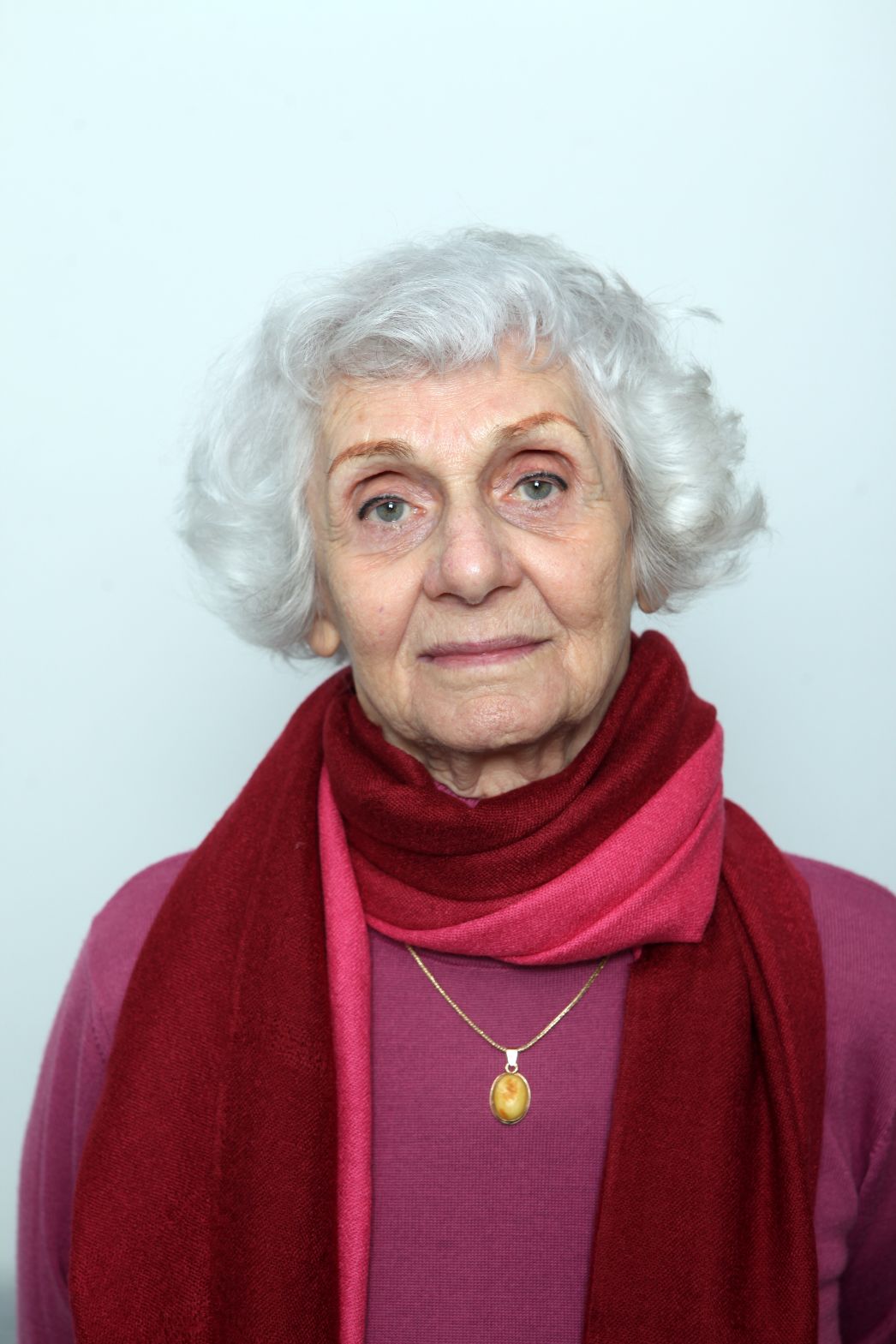 Portrait photograph of Éva Fahidi-Pusztai 