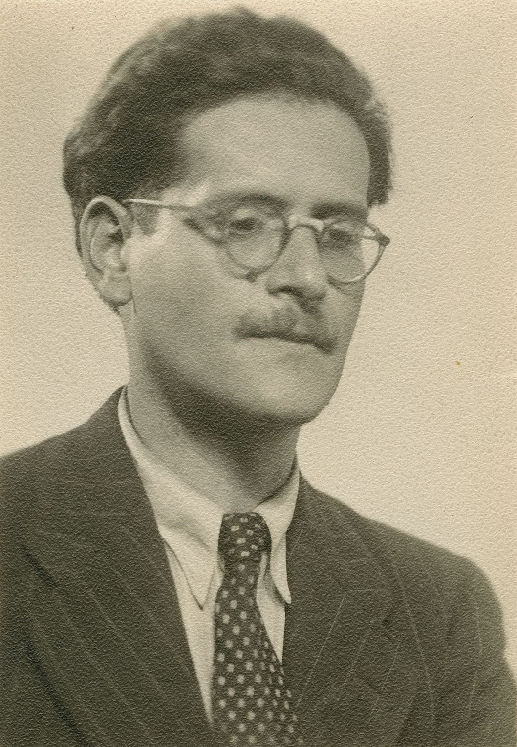 Portraitaufnahme von H. G. Adler