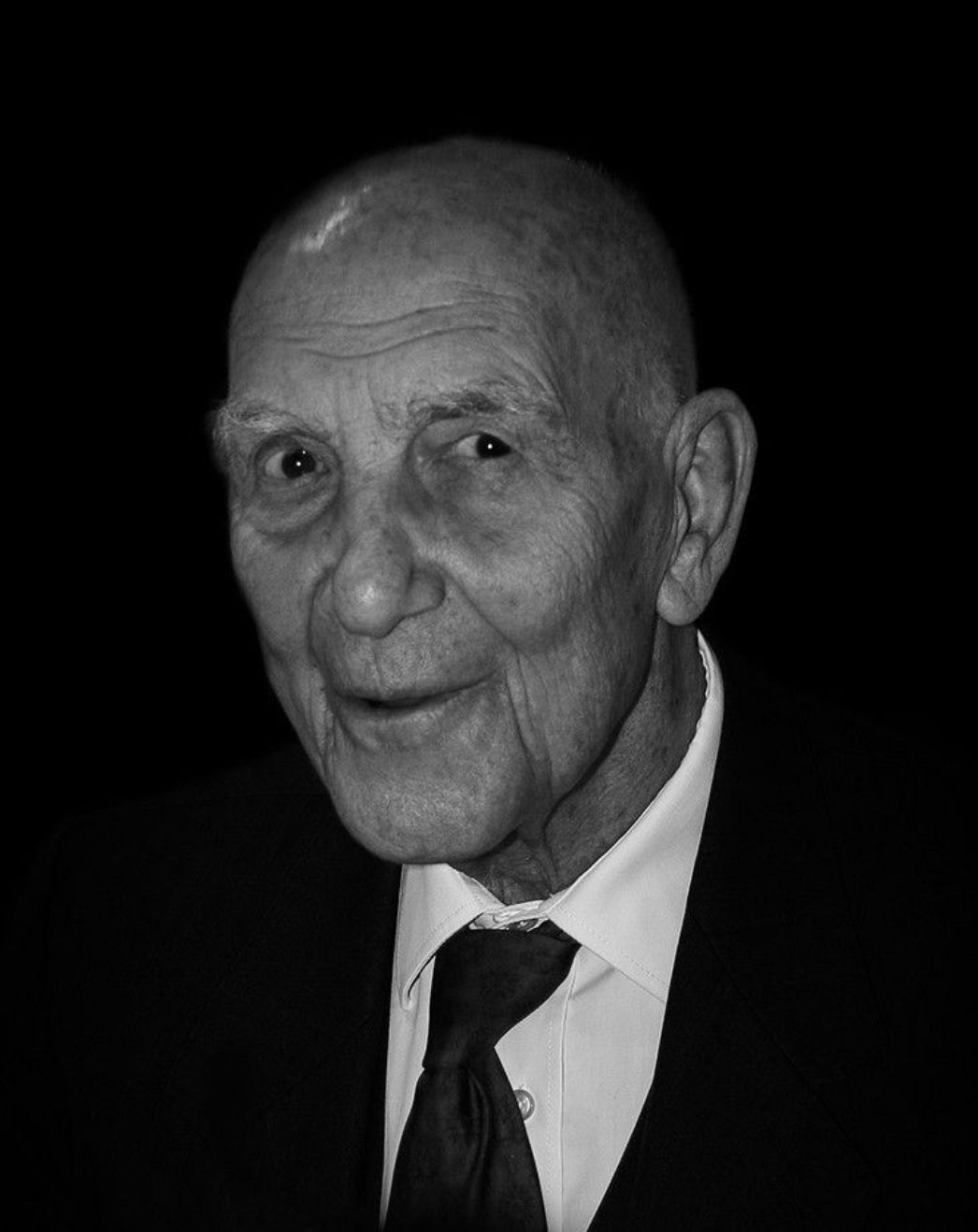 Portraitaufnahme von Stéphane Hessel