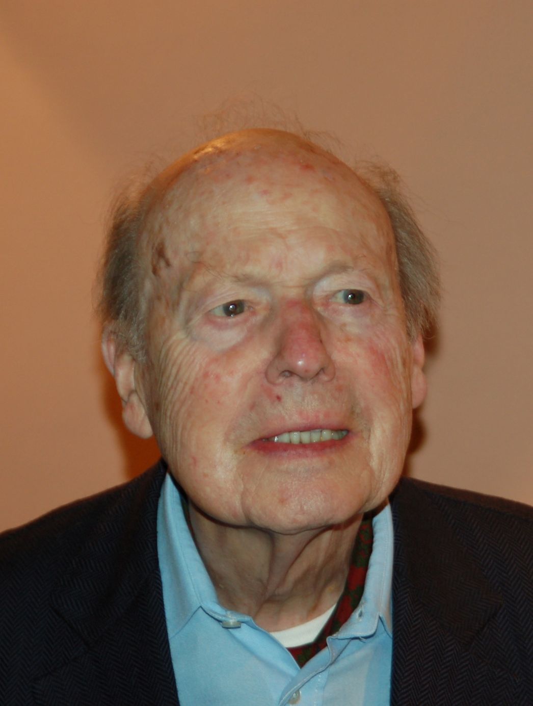 Portraitaufnahme von Pierre Sudreau
