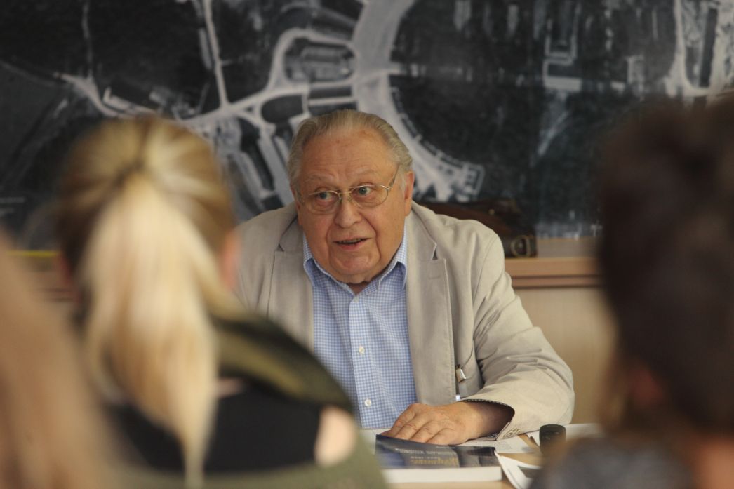 Prof. Dr. em. Fritz Wagner