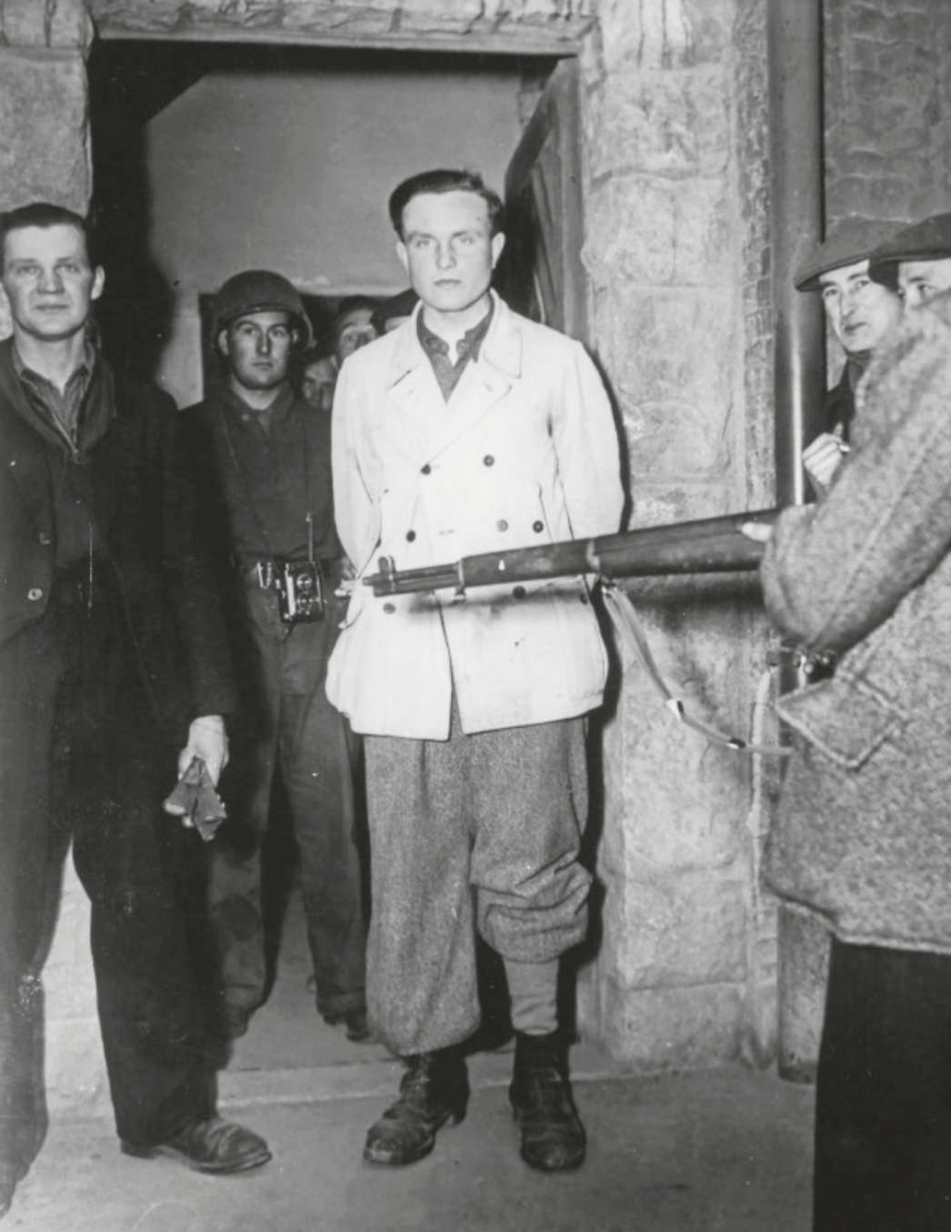 https://www.buchenwald.de/.imaging/mte/buchenwald-base-theme/image/dam/outdoor2025/gefangeneSS.png/jcr%3Acontent/gefangeneSS.png