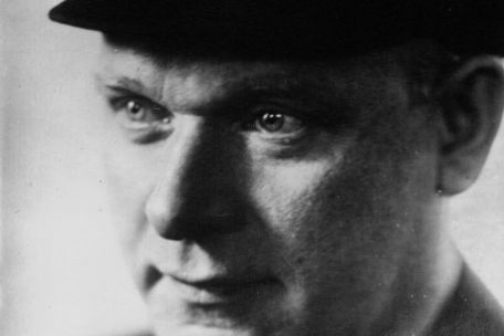 Portrait photograph of Ernst Thälmann 