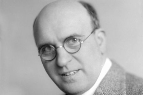 Portrait photograph of Fritz Löhner-Beda