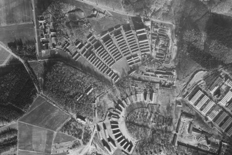 Luftaufnahme des Konzentrationslager Buchenwald uas großer Höhe.