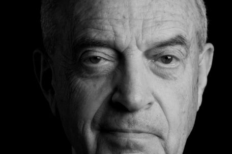 Portraitaufnahme von Robert Bardfeld