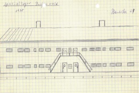 Zeichnung einer Steinbaracke auf kariertem Papier. Rechts Oben ist die Zeichnung mit "Baracke 28" beschriftet. Links oben steht "Speziallager Buchenwald 1948". Die schematische Zeichnung zeigt ein zweiflügeliges zweistöckiges Gebäude, mit einem zweiseitigen äußeren Teppenaufgang in der Mitte. Die Fenster sind klein, davor sind Gitter angedeutet. 
